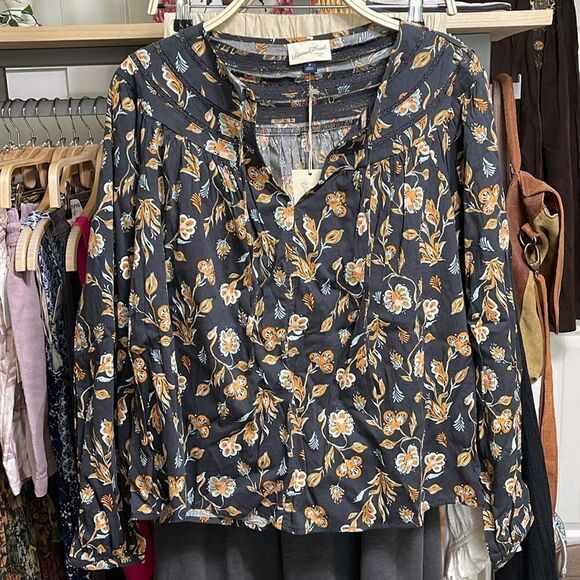 Universal Thread Boho Floral Top Size M - Picture 4 of 4